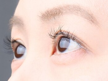 マヒナ(mahina)の写真/人気のまつ毛パーマもご用意しております◆高技術でモチの良さ◎自然な仕上がりで、理想のお目元に♪
