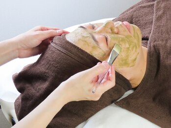 サロン ベレ プー(Salon Belle Peau)の写真/【韓国式ハーブピーリングで艶美肌♪￥6980～】浸透性の高いハーブピーリングで肌質改善を叶えます◎