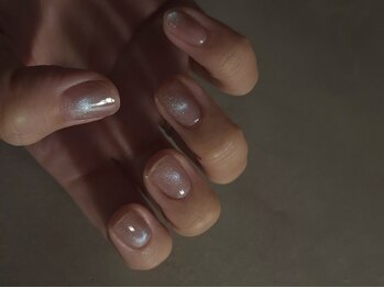 モク(moqu.)/マグネットネイル