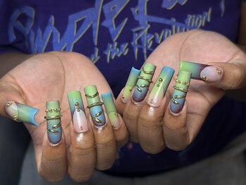 コモネイルスタジオ(CoMo Nail Studio)/