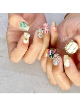 エムネイル(Ｍ)/個性派クリスマスネイル