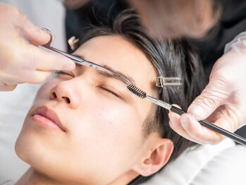 アイル(I'll)の写真/【メンズの似合わせ眉毛に特化】垢抜けや清潔感/モテは任せて★個室★脱毛有/通いやすい立地&駐車場完備◎