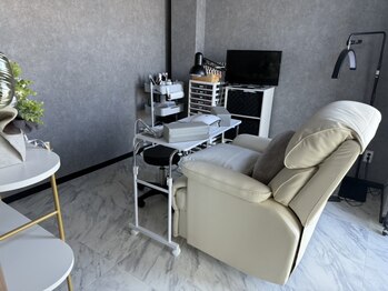シェリミ(CHERI M)の写真/[大人気ワンカラー＆グラデーション4000円～]お仕事で派手なネイルが出来ない方も◎シンプルで指先を上品に