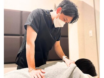 リロット(relot)/首から腰までの長い筋肉の施術