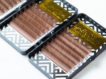 ルナウーナ 谷塚店(LUNAUNA)/人気のMEGAフラットブラウン入荷