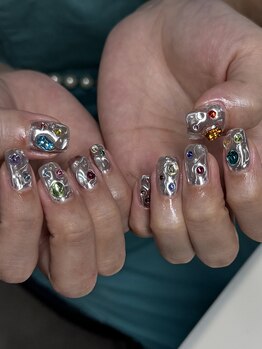 ミュー(mew)/Maika担当 @ma_ika_nail