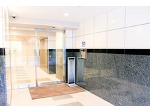 ロザンナ 武蔵浦和店(ROSANNA)/マンション入り口2