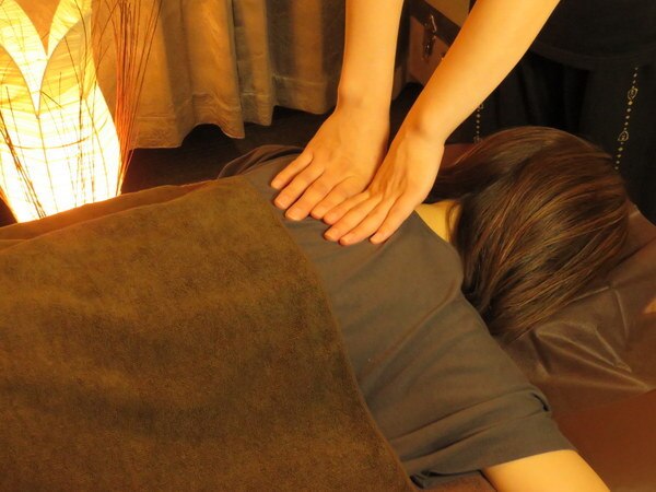 極眠ヘッドスパ＋全身マッサージ　 90分