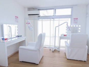 エクシアホワイトニング 六本木店/綺麗な店内でホワイトニング☆