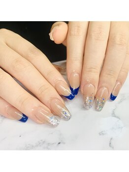 ヘブン ネイル 鶯谷(HEAVEN Nail)/ブルーフレンチグリッター