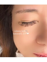 レジーナ(REGINA)/ナチュラルボリュームラッシュ