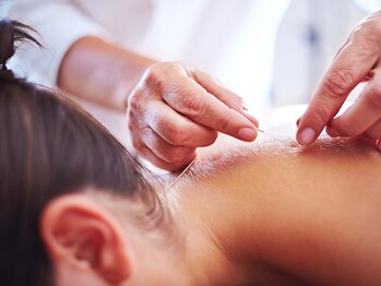 まこと治療院の写真/【歴20年以上!4万人以上の実績◎】改善しない悩みに駆け込む人多数！確かな施術で心身ともに過ごしやすく★