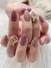 モモネイル(MOMO nail)/