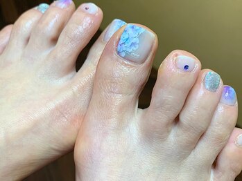 サロンドフォーエイチ(salon de 4H)/紫陽花シロップフットネイル