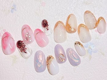 ネイルトップエクル(nail top E CRU)の写真/最新デザイン豊富にご用意！デザイン性の高いアートをご提供☆技術力の高さと丁寧な施術が人気の秘訣★