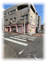 さくら通り整骨院 整体院/ピンクの入り口が目印☆