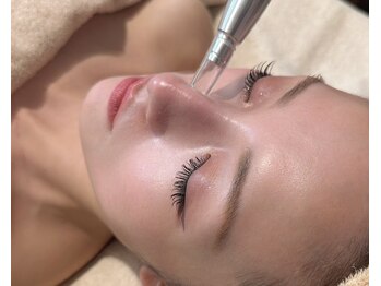 ダーマ(Derma)の写真/【毛穴洗浄プレミアム(フェイスリンパ・パック付)￥11,000】毛穴奥に詰まる微粒子の汚れも徹底洗浄！