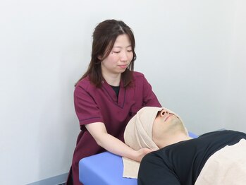 キューポラ接骨鍼灸院の写真/全身を丁寧にもみほぐし、肩こり・腰痛・疲労をケア。心も身体もすっきり軽くなる癒しのマッサージです。