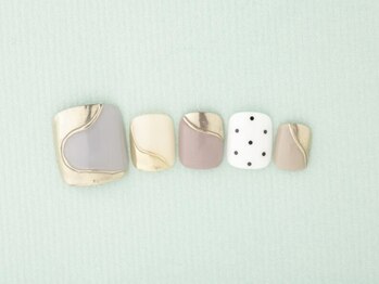 エムスラッシュネイル 本牧店(M SLASH)/ゴールドミラーネイル