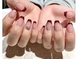 ボルドーフレンチネイル
