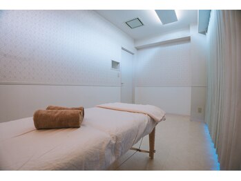 メタ鍼灸院/ ベッド1台のプライベートサロン