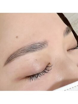 ヴィフ(Vif)/ハリウッドブロウリフト