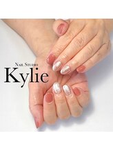 カイリー(Kylie)/くすみピンク×ラメ