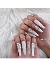 ラヴィア(Lavia)/ホワイトネイル
