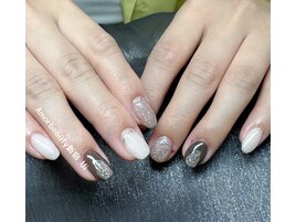 定額トレンドニュアンスネイル