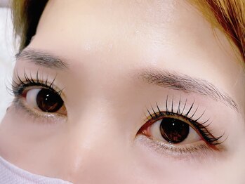 ラシュア(Lashure)/眉毛ワックス+上まつげパーマ♪