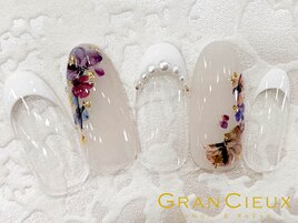 フラワーフレンチネイル★