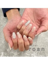 ロアンネイル(roan nail)/シースルーフレンチ
