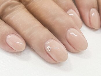リリー(Lilly)/ワンポイントネイル