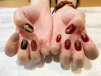ネイルアルケー(Nail ARCHE)/アシンメトリー×ニュアンス