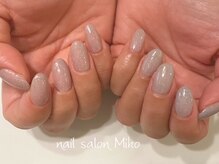 ミコ(Miko)/ワンカラー/カラグラ