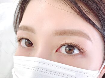 モンカプチーノ(Moncappuccino)/ウェディング(まつげとまゆげ)