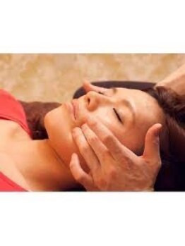 ニコン(nicon)/顔のコリや筋肉をほぐします