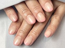 ヘアーアンドネイル ルシア(Hair&Nail Lucia)/ほんのりグラデーションネイル！