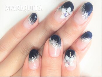 ネイルサロン マリキータ(MARIQUITA)/大人ネイビーフレンチ/和装/卒業