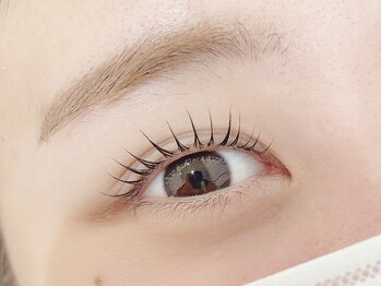 シロ(shiro)/まつげパーマ/立ち上げデザイン