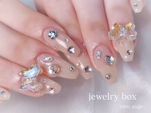 エム アンジュ(emu ange)の雰囲気(【パラジェル取扱店】ネイルパーツが豊富*カラー調合が得意◎)