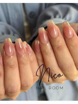 【初回オフ無料】オーロラ