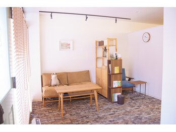 フォリオラ(Folivora)/待合室