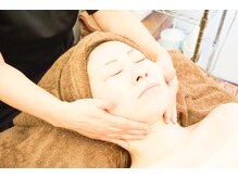 ステラフィールド(stella field)/ハンドマッサージ　むくみ改善