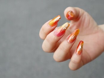 ブラックボックス(Black Box.)の写真/SNSで見た憧れのネイルをあなたの指先に☆形/長さにコンプレックスがある方も長さ出しで理想のフォルムに！