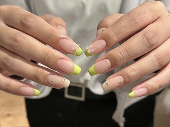 リーコ(Ricco)/フレンチネイル