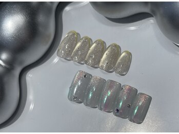 シグネイルスタジオ(CYiG nail studio)の写真/【高砂スタバ横のコンテナサロン！】シンプルながらも光るセンス◎日常で見惚れる指先を演出