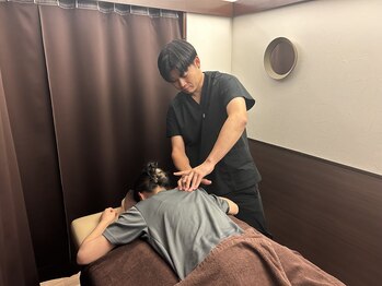 ボディリセットシックス 三鷹店(Body Reset 6)/背中の疲れも解消します。