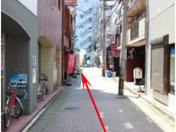 リックス整体/左手に整体のぼり旗があります。