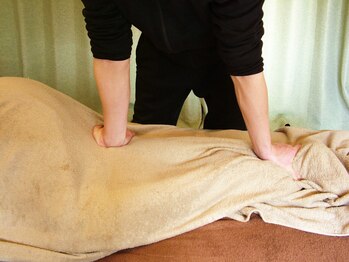 ほぐし屋KID/整体マッサージ/脚の疲れ,むくみ